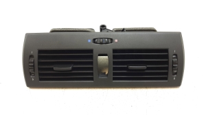   Armatuurlaua ventilatsioonivõred  - 3400074 