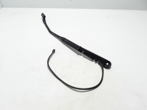  Windshield wiper blade 