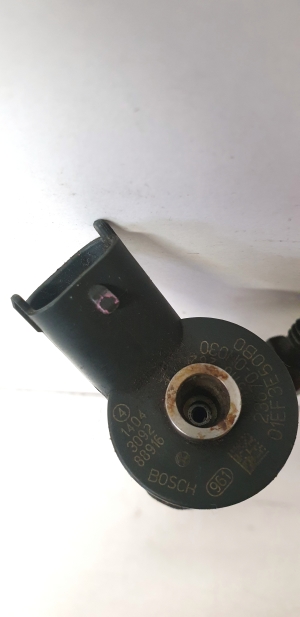 TOYOTA Yaris (2005–2011) Injektor Einspritzdüse 238700N030 - 2