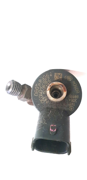 TOYOTA Yaris (2005–2011) Injektor Einspritzdüse 238700N030 - 2
