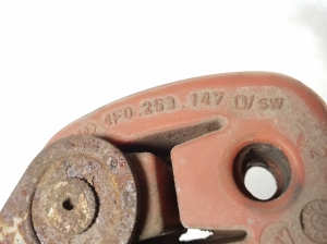 AUDI A6 ALLROAD C6 (2004–2011) Schalldämpferhalter 4F0253147D - 2