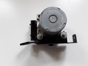 Ford Ranger (2006–2011) ABS Steuergerät RUR61 - 4