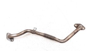   EGR valve pipe  -  