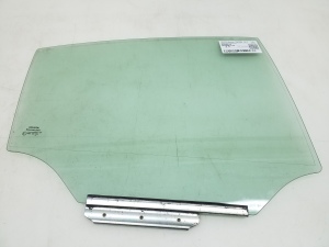 Aizmugurējo sānu durvju stikls - 6810305140
