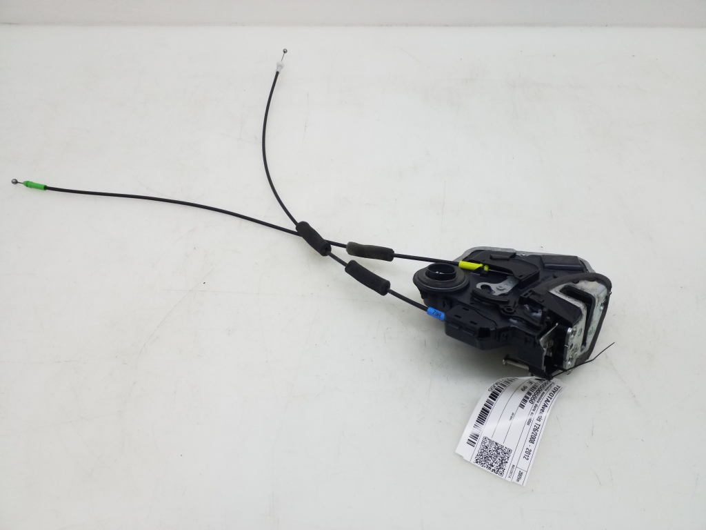 TOYOTA Avensis T27 2 generation (2012-2015) Serrure de porte coulissante côté droit 6905005050, 6905005050 18787366