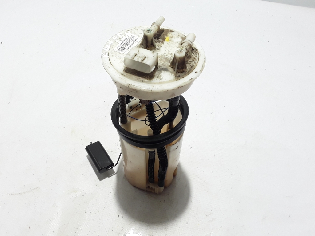 Used RENAULT Koleos Fuel pump in the tank 172024819R