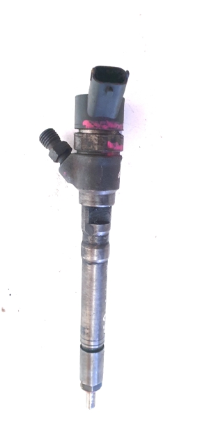 products.Fuel injector - 3380027010