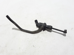   Clutch slave cylinder  - 30640JY10B 