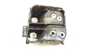 Subaru Legacy V (2009–2014) Motorhalter - 2