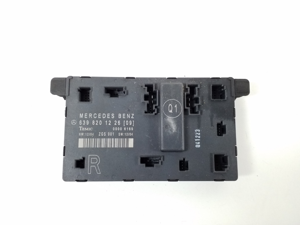 MERCEDES-BENZ Vito W639 (2003-2015) Front Right Door Control Unit A6398201226 21020602