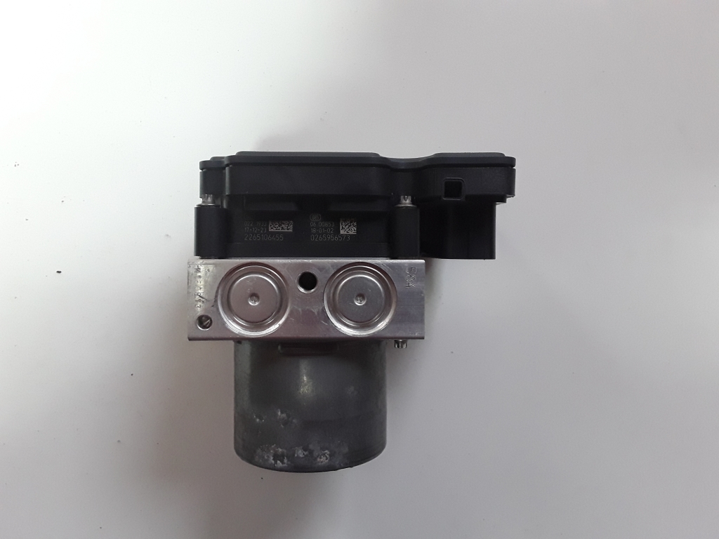 OPEL Astra K (2015-2021) ABS Pump 2265106455 22563634