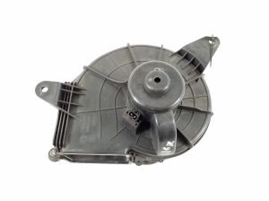  Cabin shoulder motor 