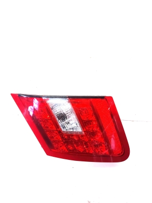 Mercedes Benz E-Class W212 (2009–2015) Kofferraumdeckel-Rückleuchte und ihre Teile A2129060458 - 2