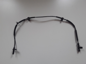   Front ABS sensor  - CN152C204AB 