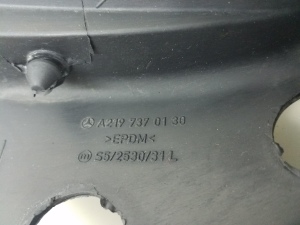 Mercedes Benz CLS-Class 219 (2004–2010) Tagumise küljeukse tihend uksel A2197370130 - 2