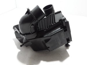 Dacia Duster (2017–2024) Luftfiltergehäuse 165009775R - 4