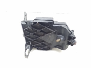 Ford Mondeo III (2000–2007) Sicherungskastenhalter unter der Motorhaube - 2