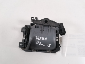 Mercedes Benz Vito W639 (2003–2014) Trunk lid interior handle A6397600161 - 2