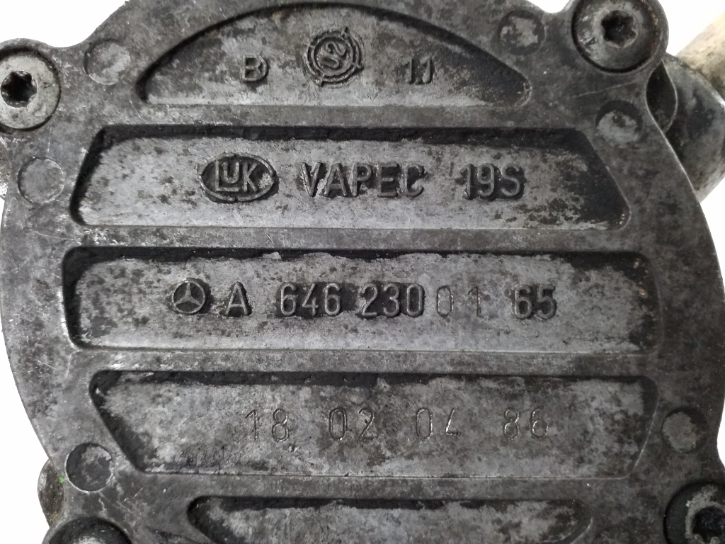 MERCEDES-BENZ Vito W639 (2003-2015) Vacuum Pump A6462300165 21021683