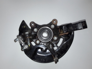 Front wheel hub - 1BNB0566
