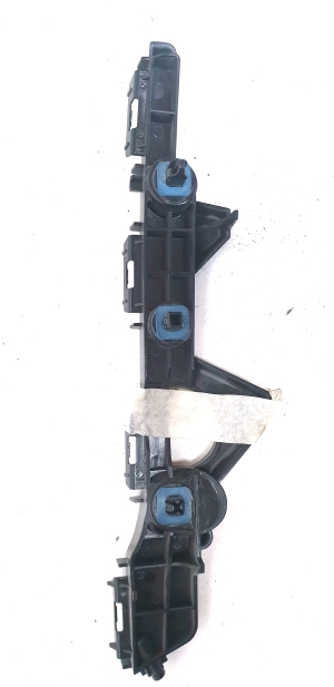  Rear bumper bracket 