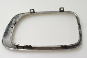 BMW 3 SERIES E46 (1998–2007) Chromleiste für den Kühlergrill 8208668 - 4