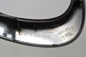 BMW 3 SERIES E46 (1998–2007) Chromleiste für den Kühlergrill 8208668 - 5