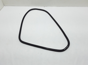   Rear side door sealing rubber 