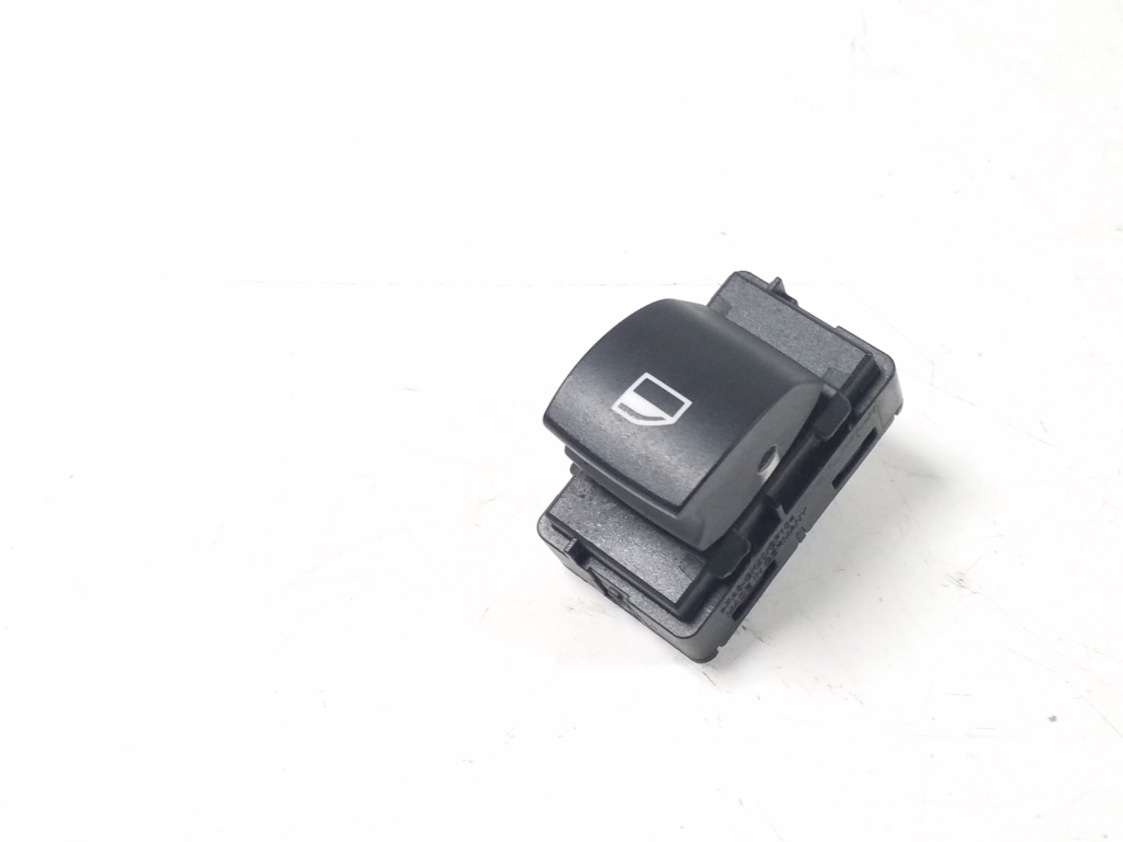 BMW 1 Series E81/E82/E87/E88 (2004-2013) Front Right Door Window Switch 6935534 21936775