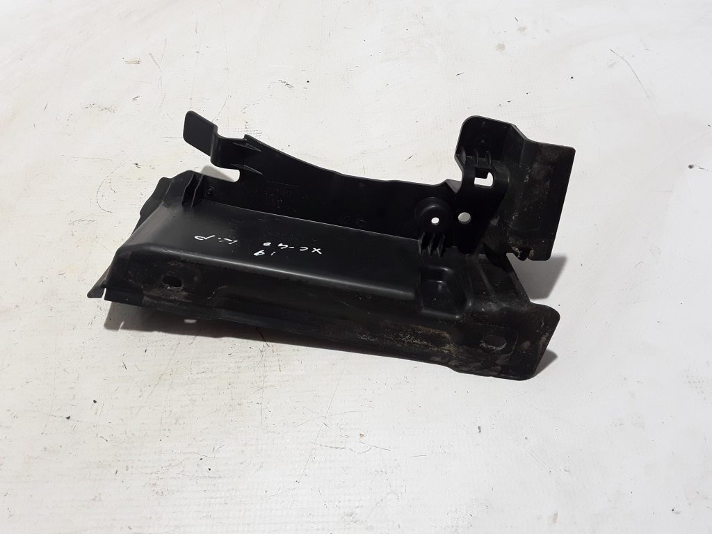 VOLVO XC40 1 generation (2017-2024) Other Engine Compartment Parts 31651566 22424482