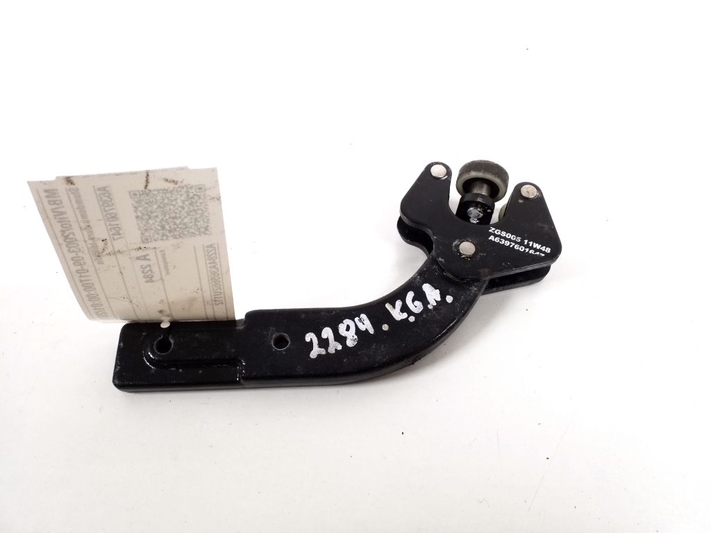 MERCEDES-BENZ Vito W639 (2003-2015)  Sliding door lower bracket A6397601647, A6397630047 21021548