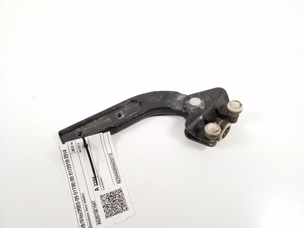 MERCEDES-BENZ Vito W639 (2003-2015) Support inférieur de porte coulissante A6397601647, A6397630047 21021548