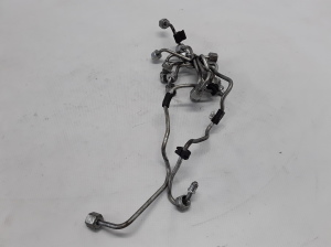 BMW 5 SERIES F11 (2010–2017) Einspritzleitungen 13537797885 - 3