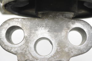 Opel Zafira B (2005–2014) Engine mount 90539246 - 2