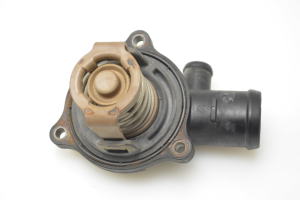 AUDI Q7 (2006–2015) Thermostat housing 059121111N - 4