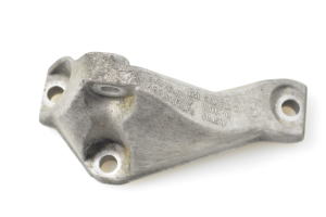 Kraftstoffpumpenhalter - 7804376