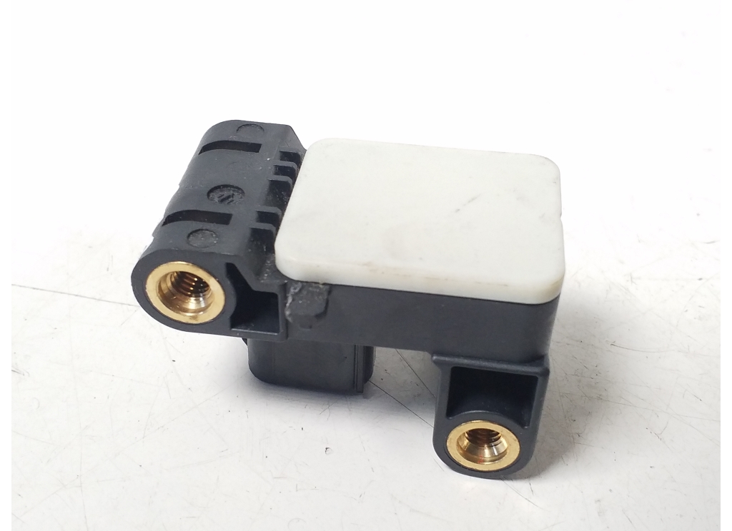 BMW 1 SERIES E82 (2007–2013) Airbagsensor 6911003 BMW 1 SERIES E82 (2007–2013) Airbagsensor 6911003