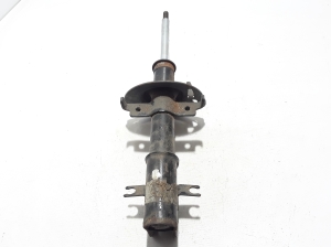 Front shock absorber