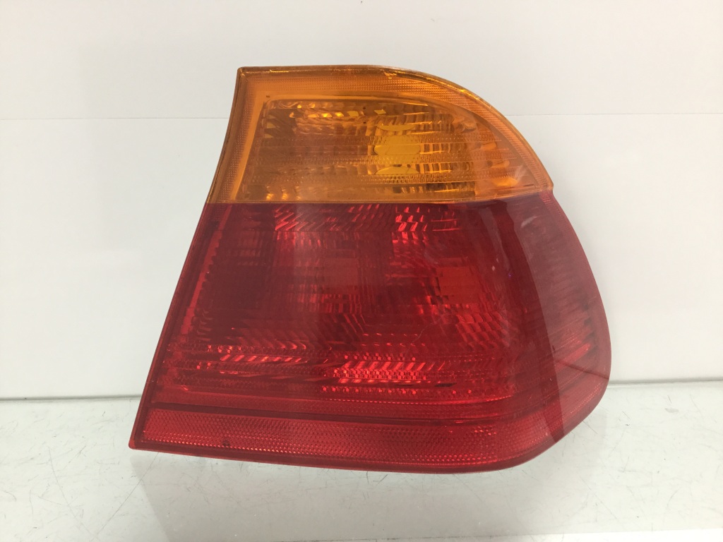 BMW 3 Series E36 (1990-2000) Rear Right Taillight Lamp 8364922 21181222