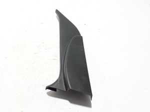 Garniture triangulaire de rétroviseur - 802930009R