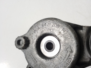 Mercedes Benz R-Class 251 (2006–2017) Riemenspanner A6422001470 - 2
