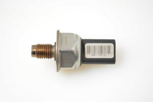 Fuel rail pressure sensor - 55PP0202