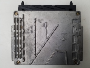 VOLVO XC70 (2000–2007) Engine control unit 0281010319 - 3