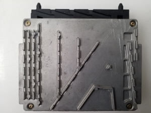 VOLVO XC70 (2000–2007) Engine control unit 0281010319 - 2