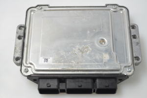 Peugeot 308 (2007–2015) Engine control unit 9664843780 - 2