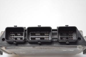 Peugeot 308 (2007–2015) Engine control unit 9664843780 - 4