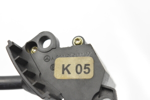 Mercedes Benz S-Class 220 (1998–2005) Rooli reguleerimislüliti A2205450022 - 4