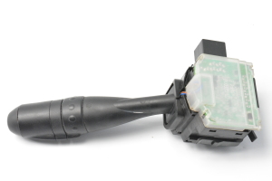 Mitsubishi Colt VI (2003–2012) Commande de clignotants 17E018 - 2
