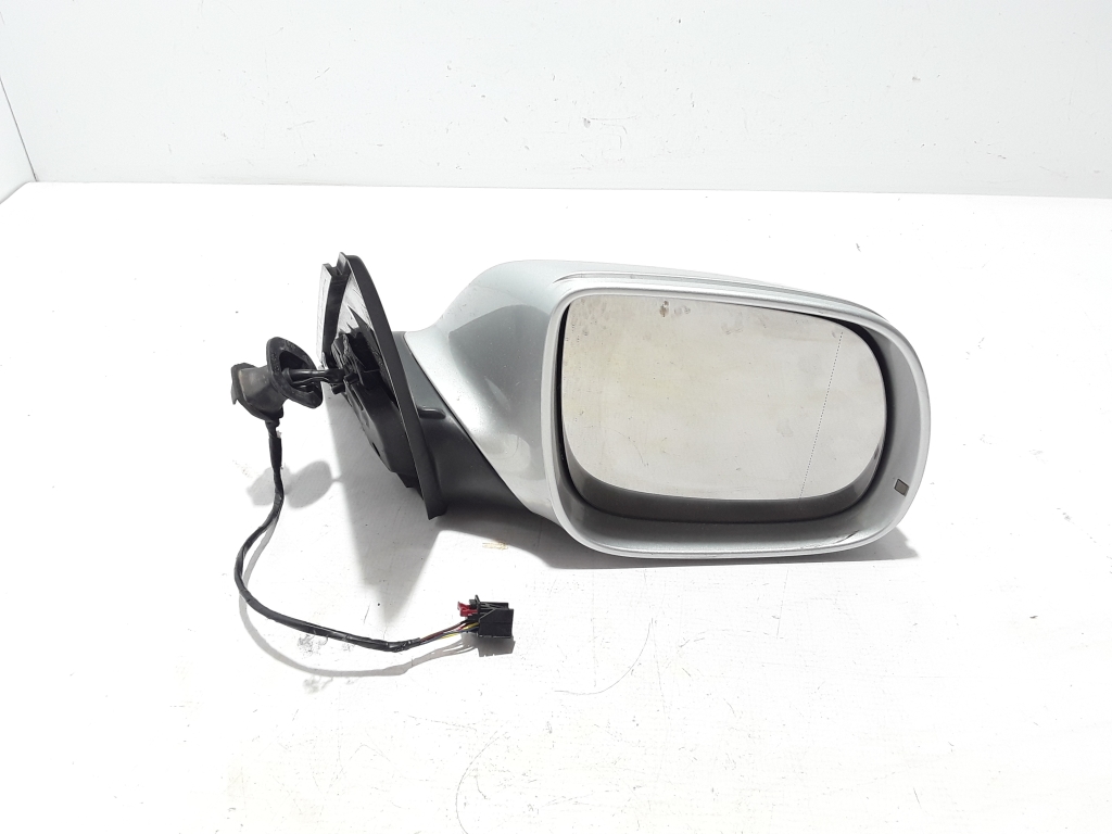 Used AUDI Q5 Side mirror and its details 8R1857410