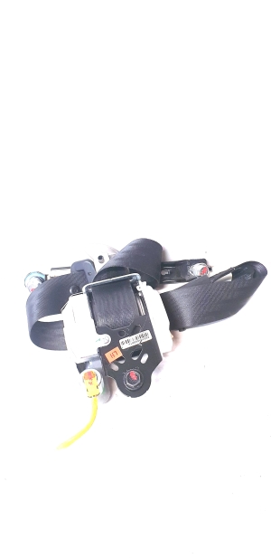 Hyundai i30 (2011–2017) Front seat belt 88820A6000TX - 3